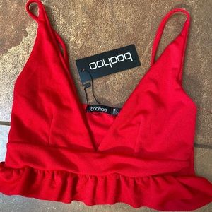 Red crop ruffle boohoo top NWT